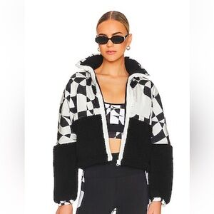 Beach Riot Lily Jacket in 70's Geo size medium